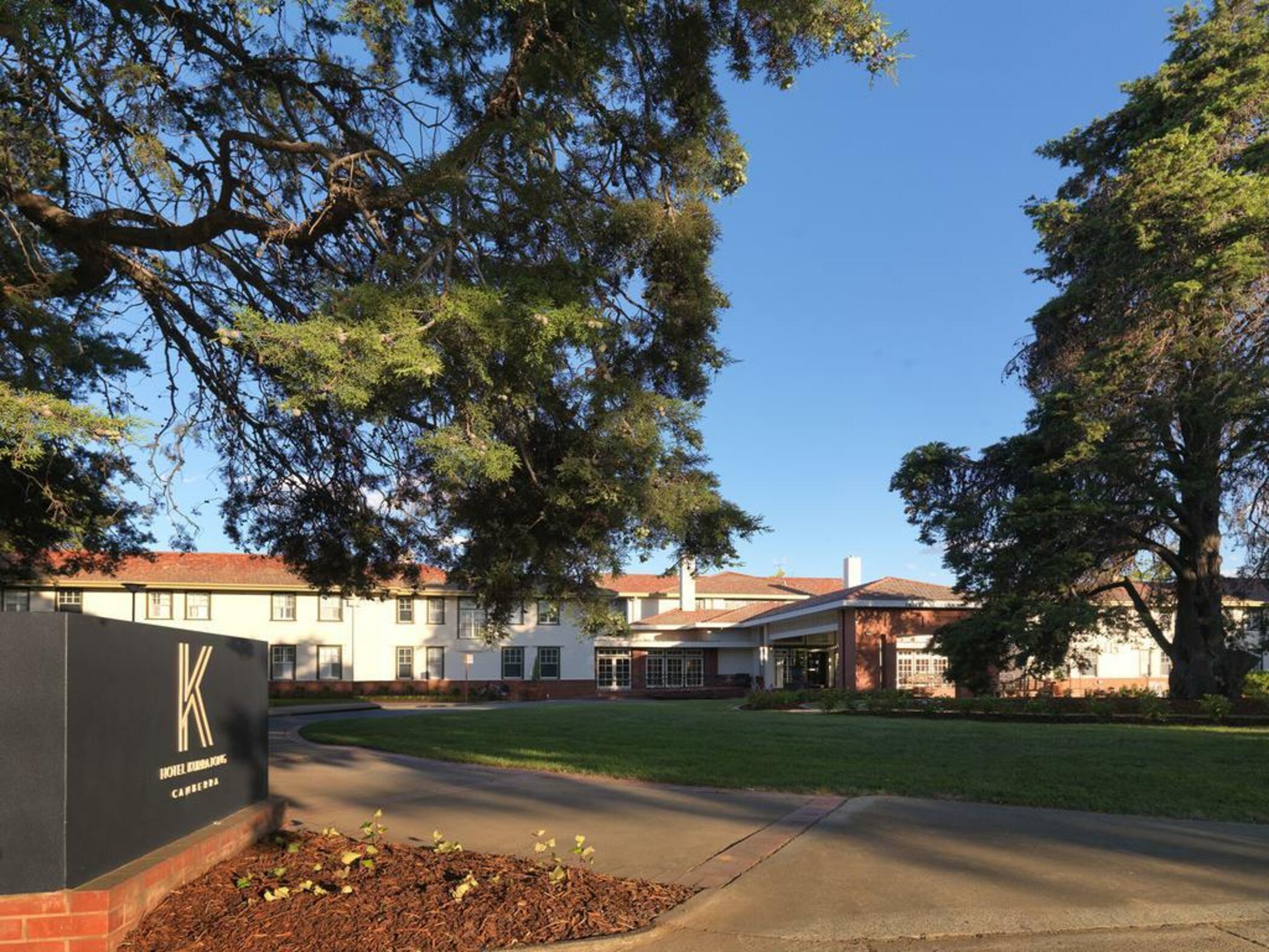 Hotel Kurrajong Canberra Exterior foto